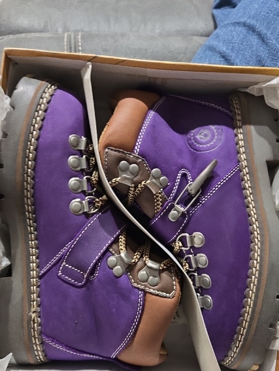 Candie's Shoes - Candie’s Alpine Lilac Leather Hiking Boots, Size 7, New
